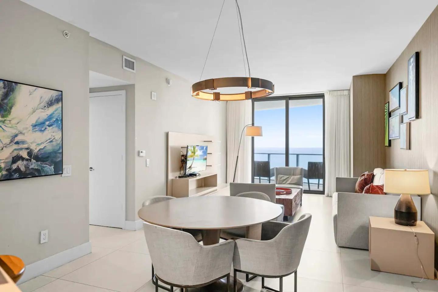 Upscale Comfort And Breathtaking Views At H Hollywood Residences By Zelloo Beverley Beach Exterior foto